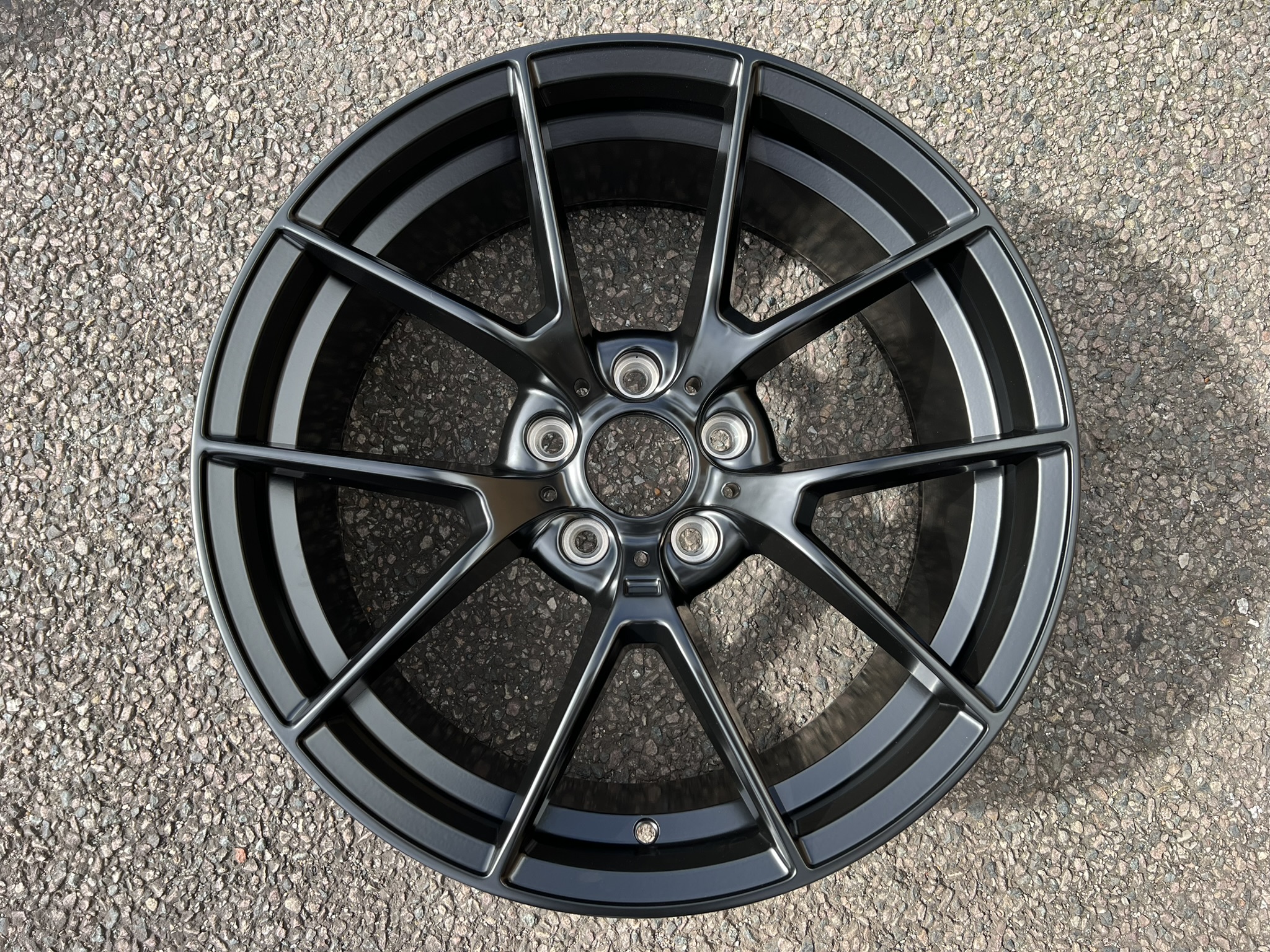 NEW 20  CS STYLE ALLOY WHEELS IN SATIN BLACK  WIDER 9 5  REARS